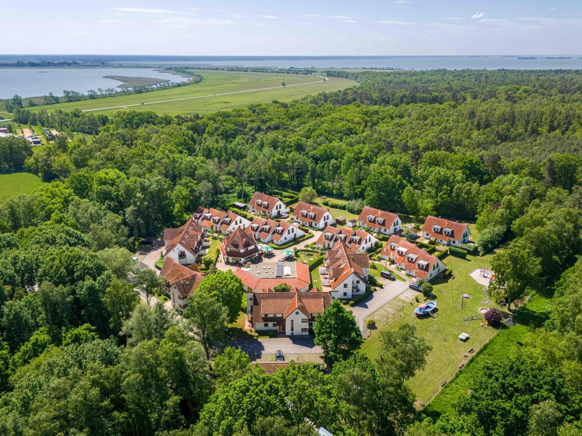 Ferienpark Freesenbruch Wohnung 4 4 - Seeschwalbe Цингст Экстерьер фото